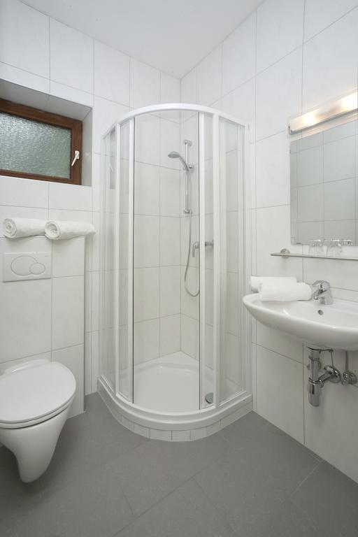 Appartement - Pension Adlerhorst Velden am Wörthersee Zimmer foto
